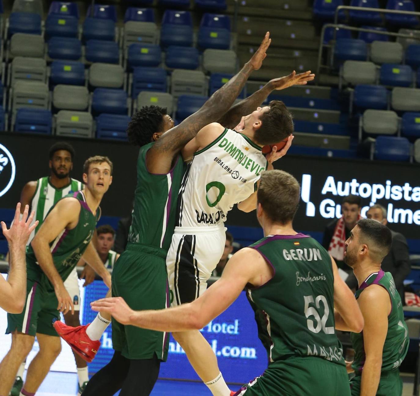 La segunda fase de la Eurocup arrancó en el Martín Carpena