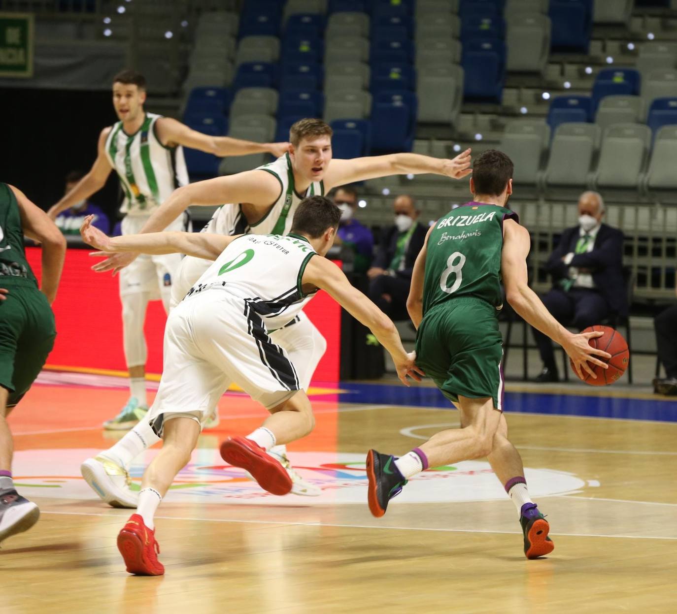 La segunda fase de la Eurocup arrancó en el Martín Carpena