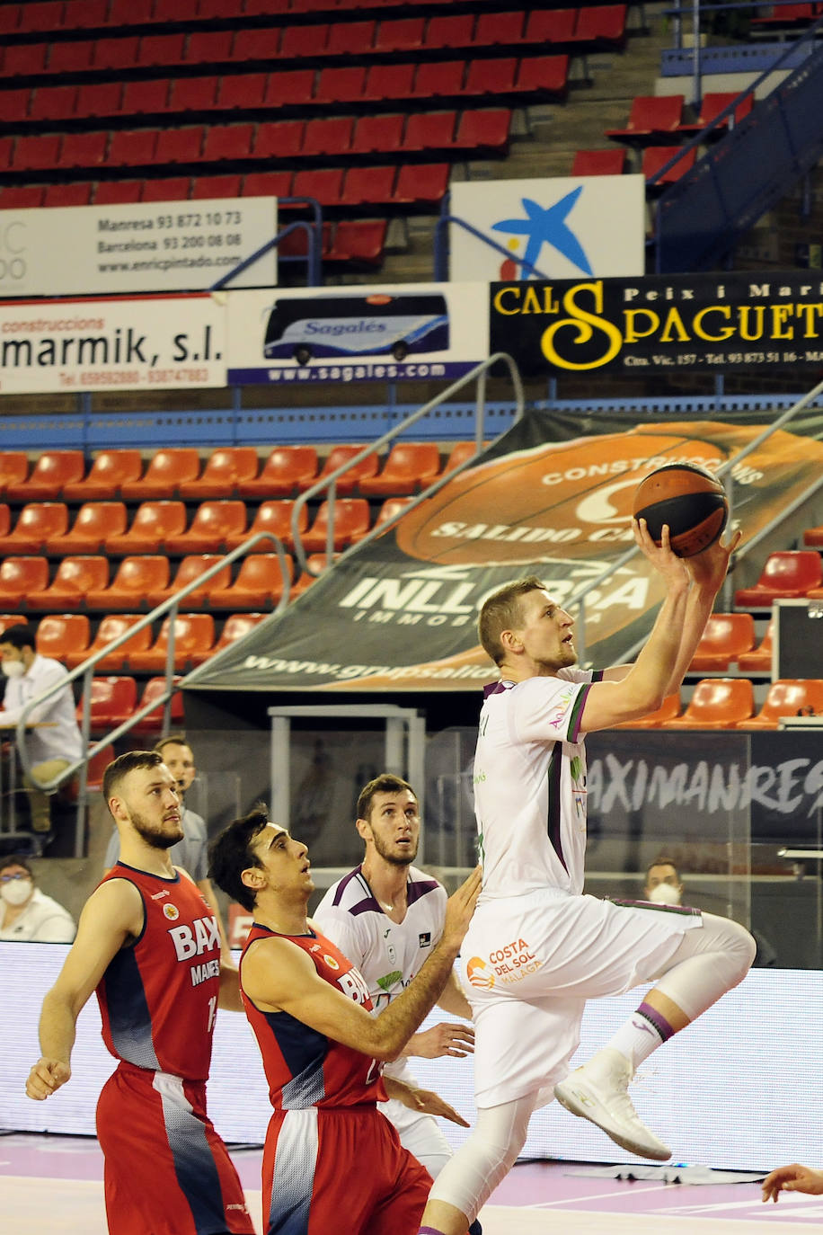 El Unicaja volvió a ser muy inferior a su rival, en esta ocasión el Manresa 