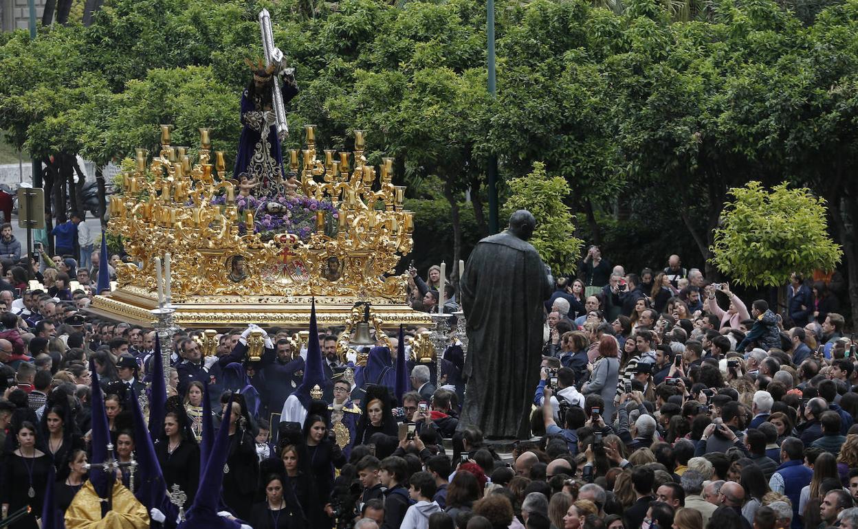 Salida procesional de NuestroPadre Jesús Nazareno 'El Rico' el Miércoles Santo de 2019. 