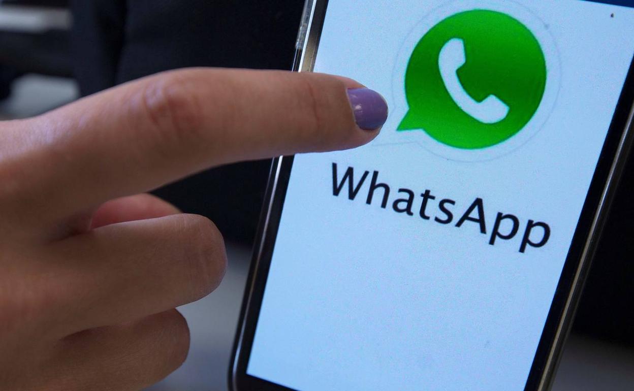 La nueva política de datos anunciada por WhatsApp ha creado malestar entre sus usuarios. 