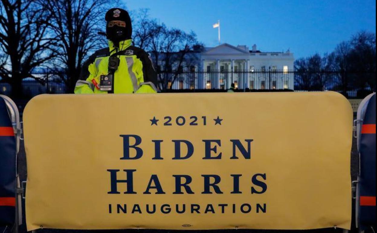 Preparativos para acoger este miércoles la toma de posesión del presidente Joe Biden y la vicepresidenta Kamala Harris 