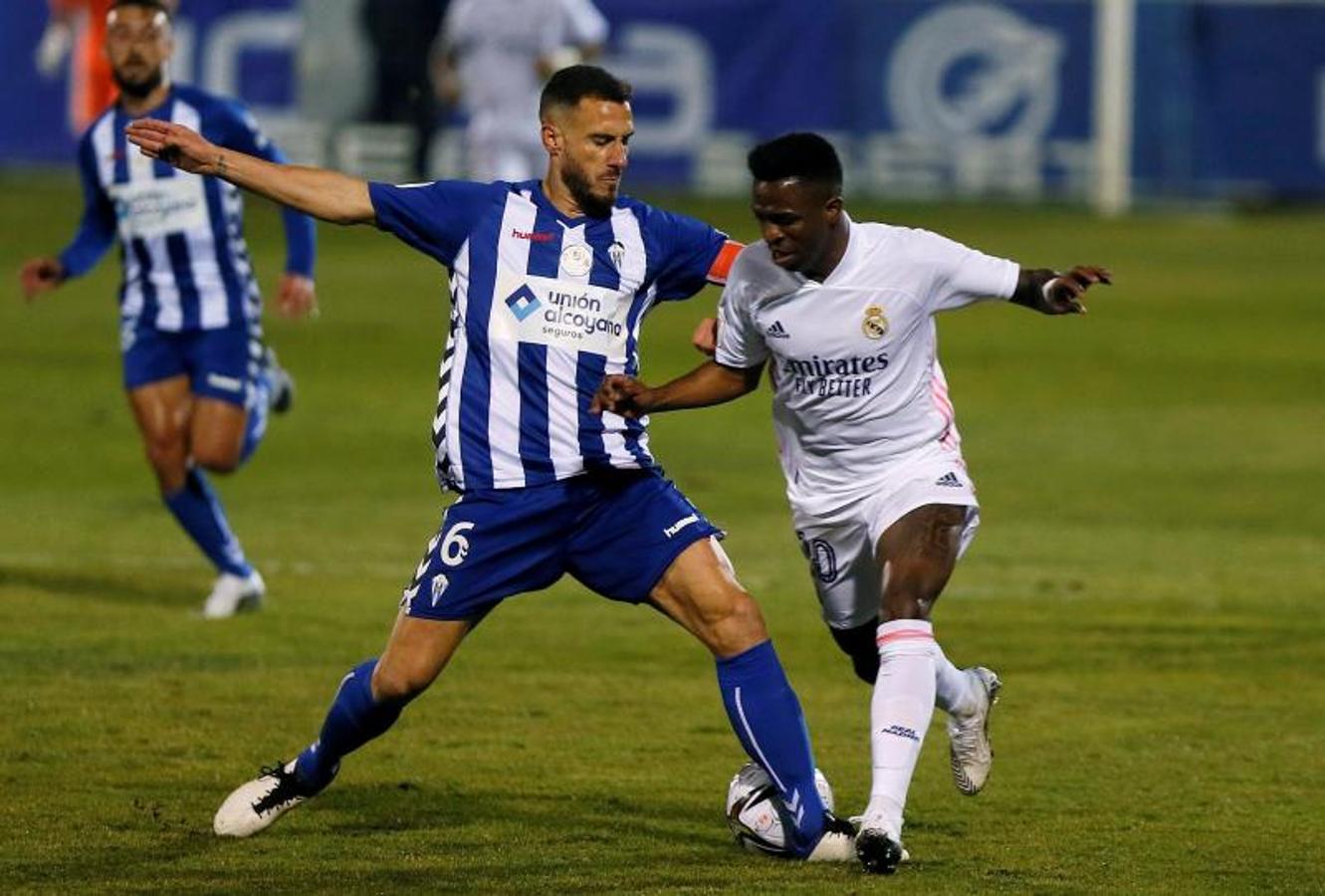 Fotos: Las mejores imágenes del Alcoyano-Real Madrid