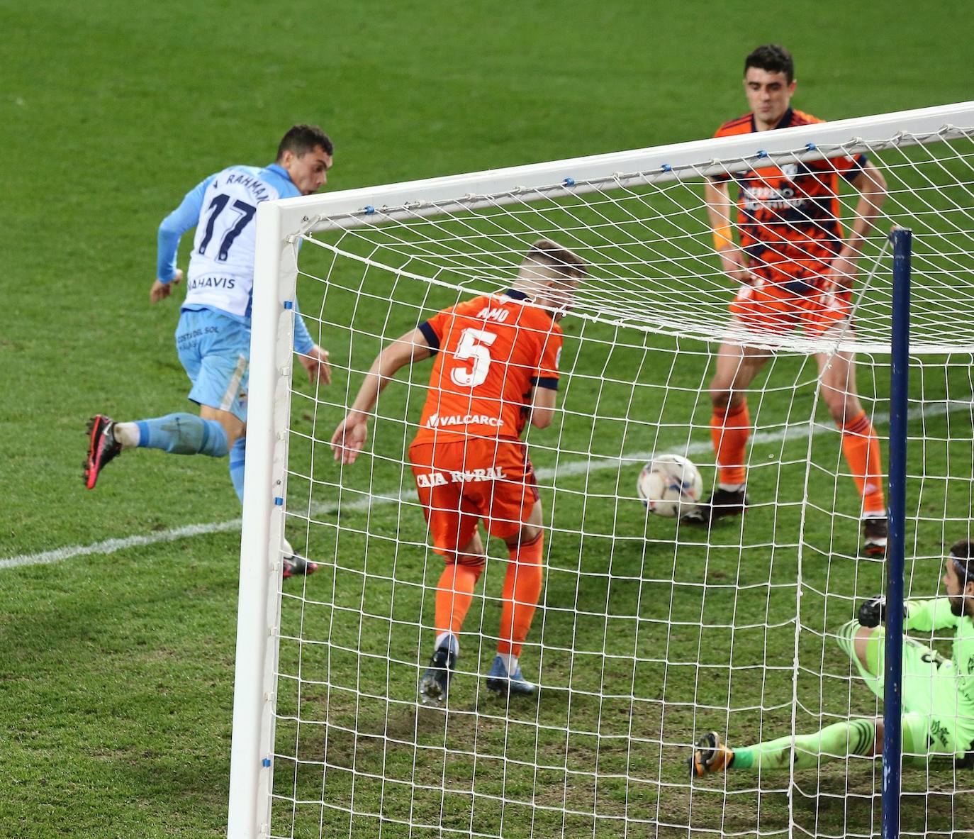 El Málaga, obligado a remontar desde los primeros minutos 