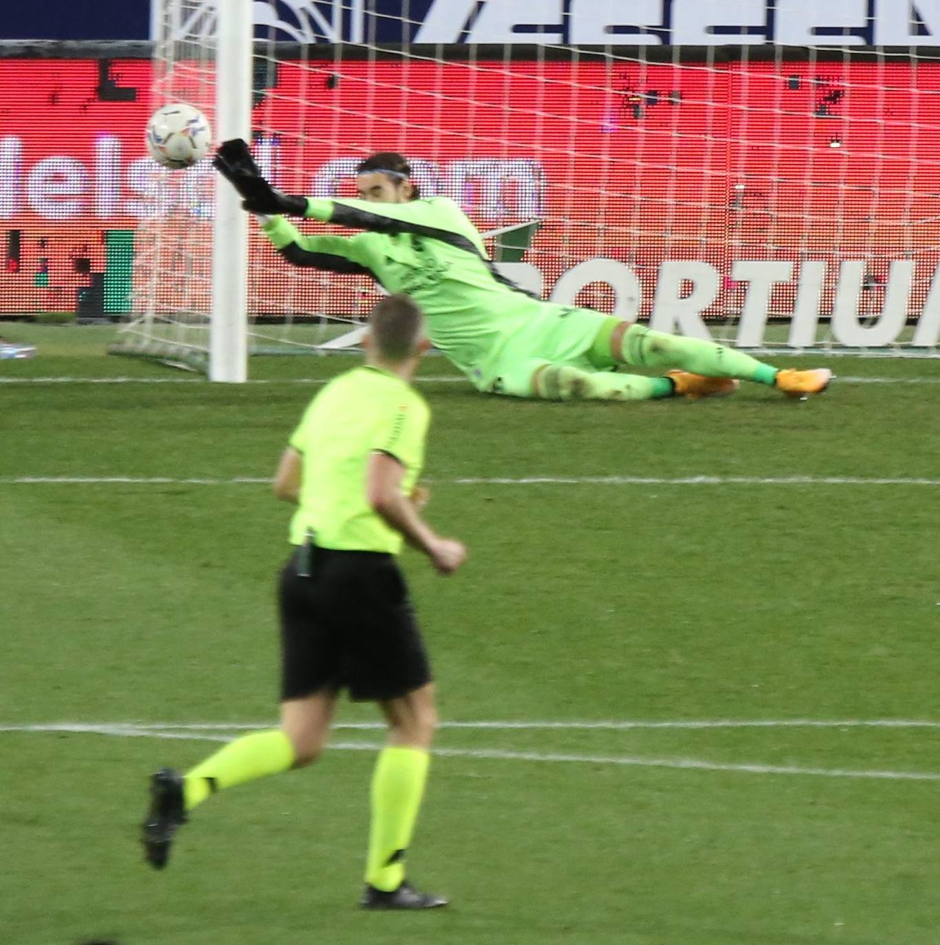 El Málaga, obligado a remontar desde los primeros minutos 