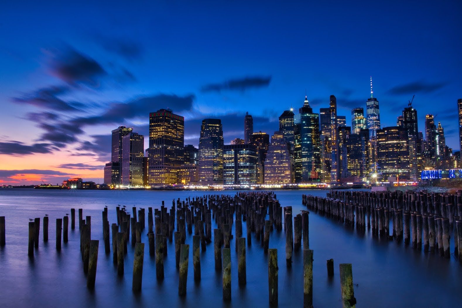 Diseñador de productos digitales y fotógrafo 'amateur' residente en Manhattan, publica una guía que descubre las localizaciones más fotogénicas de la Gran Manzana