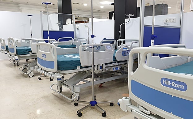 Imagen de las nuevas camas instaladas en la cafetería. 