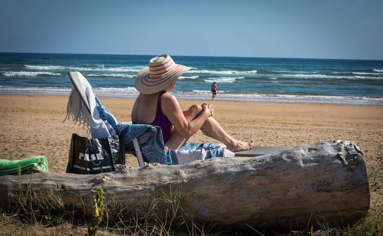 Maroto prevé «meses duros» pero confía en recuperar el turismo antes del verano