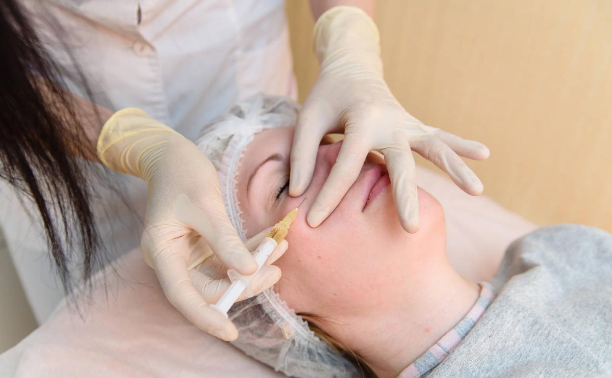 Listas de espera en las clínicas estéticas tras el ahorro en un año sin apenas vida social