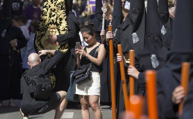 La Semana Santa 2021 puede ser clave para reactivar el turismo, aunque no habrá desfiles procesionales multitudinarios