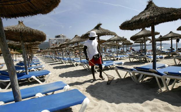 Una playa de Mallorca, vacía de turistas.