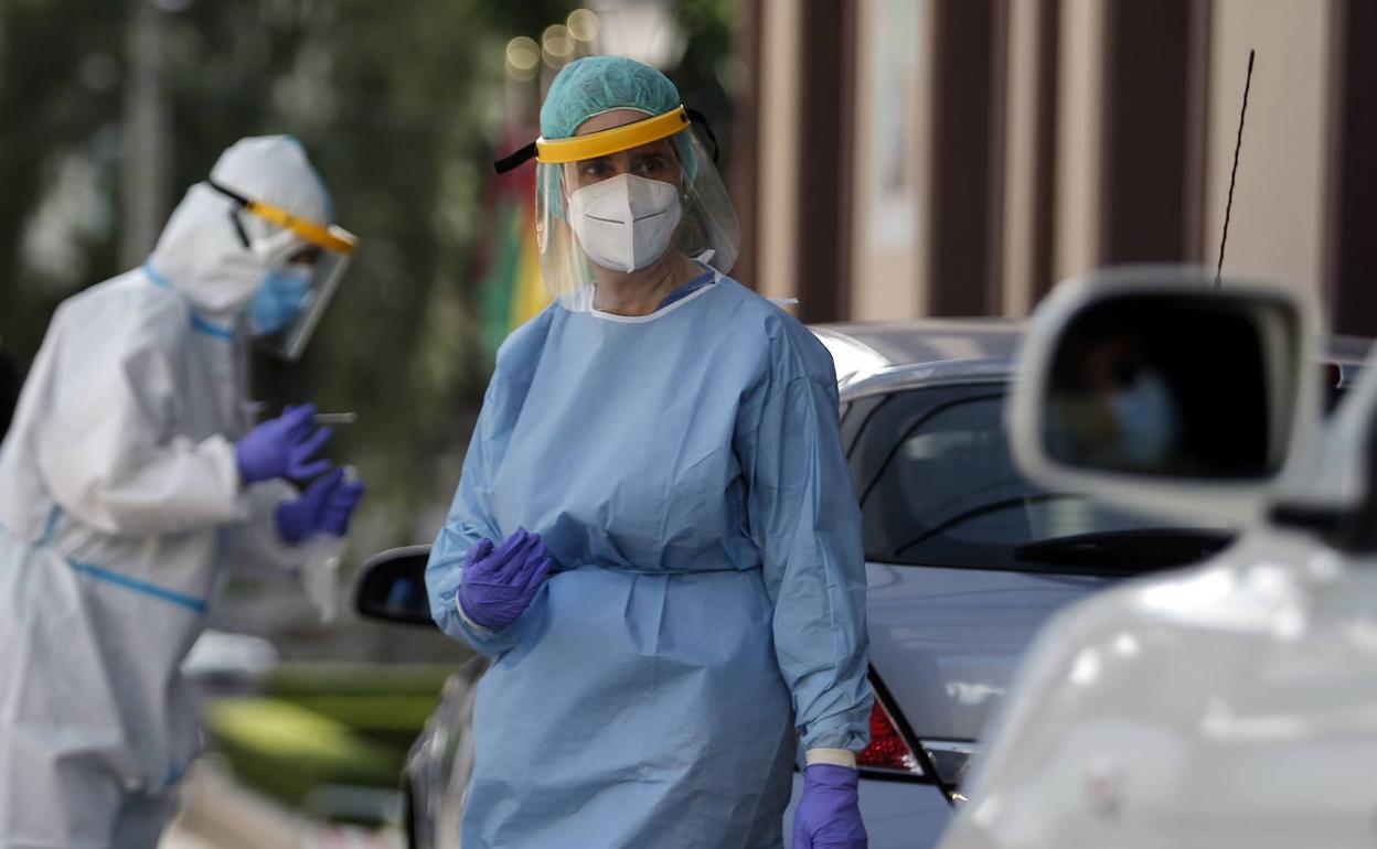 Bajan los contagios de coronavirus en Málaga, aunque aumenta la presión hospitalaria