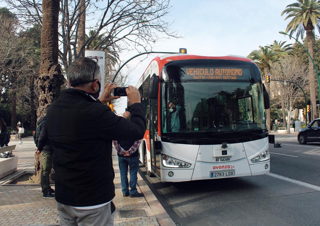 Pionero en España, realiza el viaje entre la Terminal de Cruceros de Levante y el Paseo del Parque 
