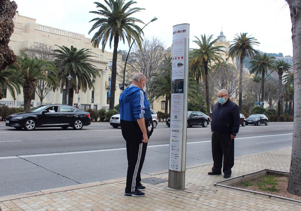 Pionero en España, realiza el viaje entre la Terminal de Cruceros de Levante y el Paseo del Parque 