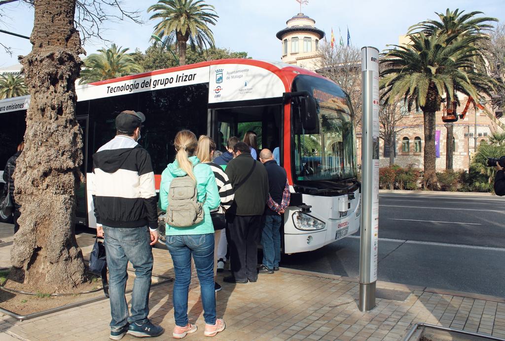 Pionero en España, realiza el viaje entre la Terminal de Cruceros de Levante y el Paseo del Parque 