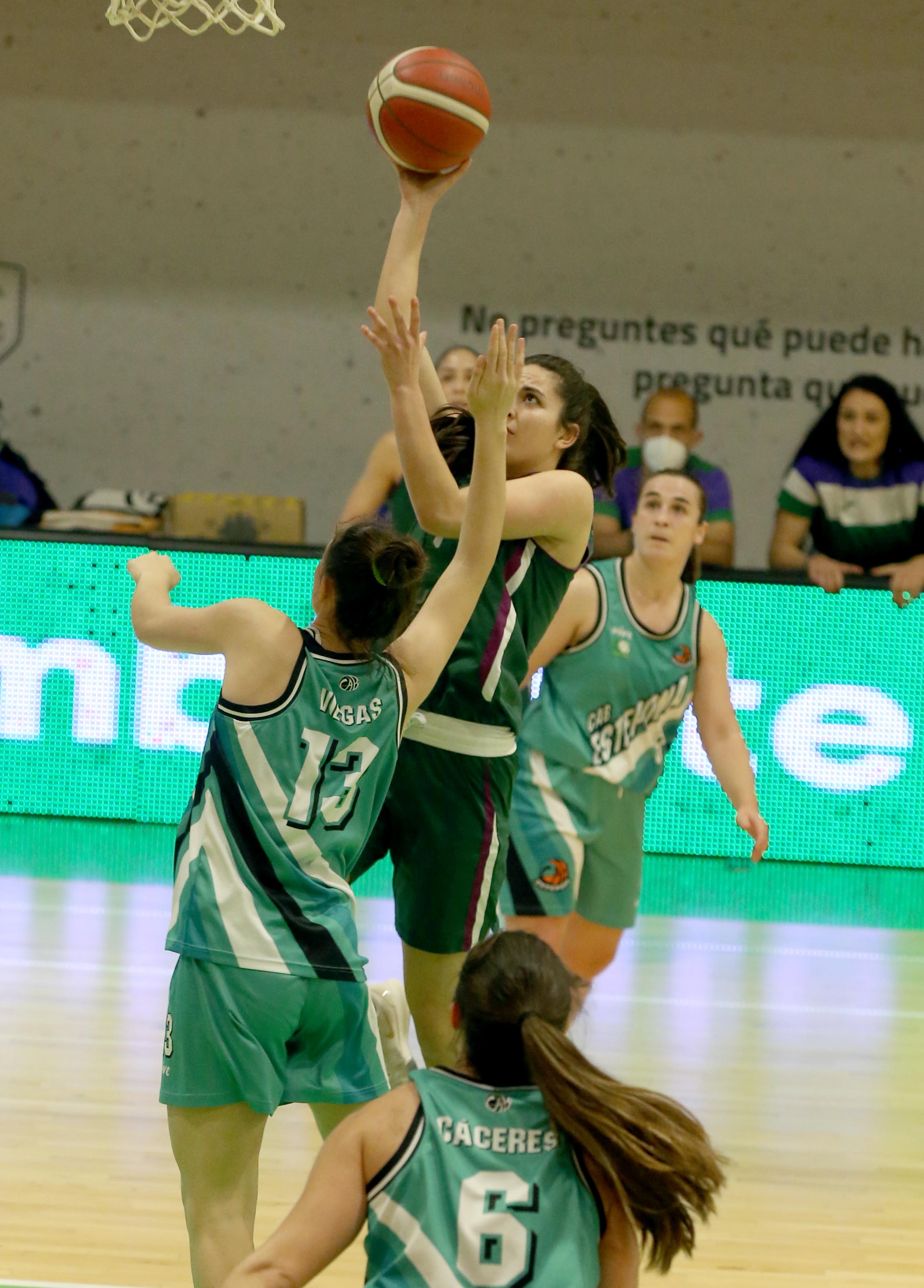 El cuadro de Quique Gutiérrez se impuso al Unicaja, que acarició la remontada en los instantes finales