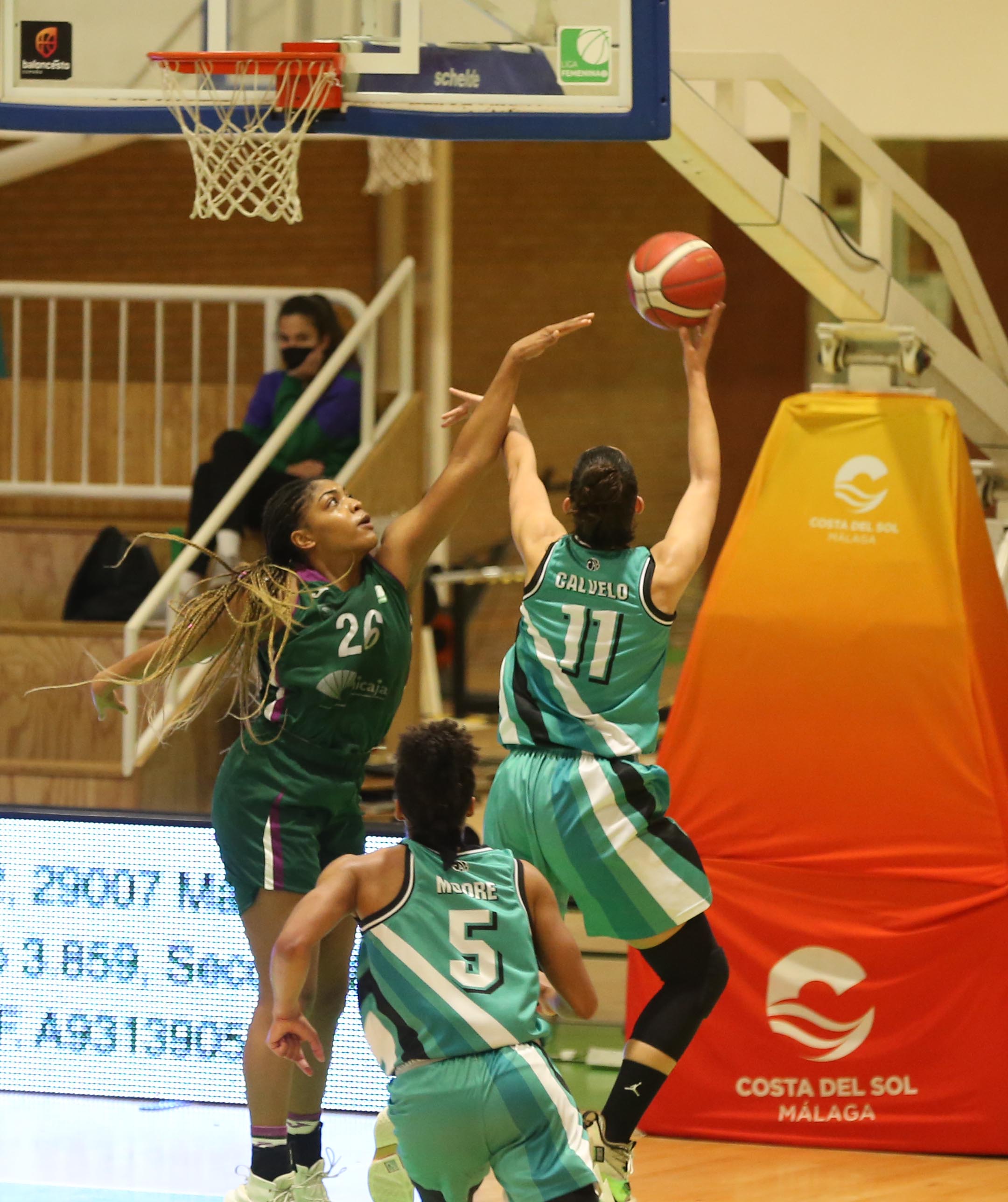 El cuadro de Quique Gutiérrez se impuso al Unicaja, que acarició la remontada en los instantes finales