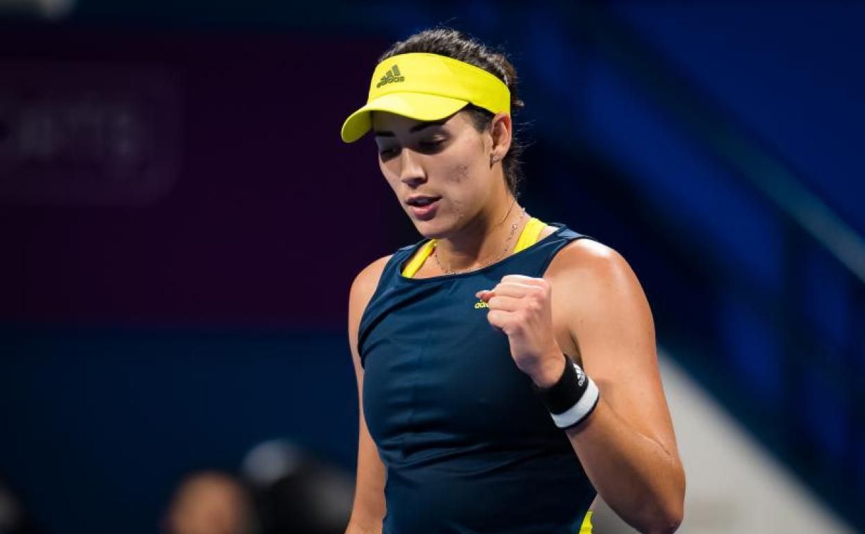 Garbiñe Muguruza, durante su partido de cuartos ante la griega Maria Sakkari. 