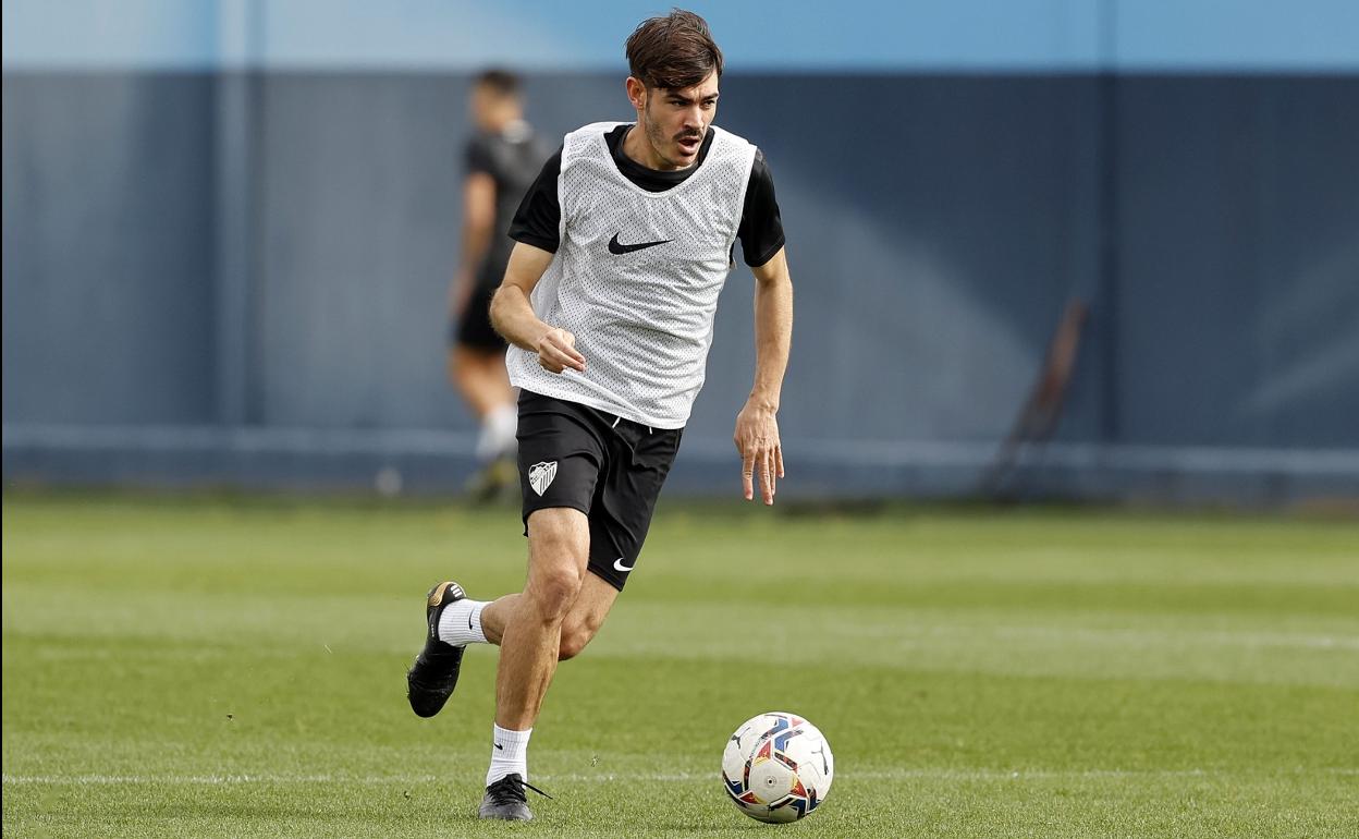 Jozabed, durante un entrenamiento reciente con el Málaga.