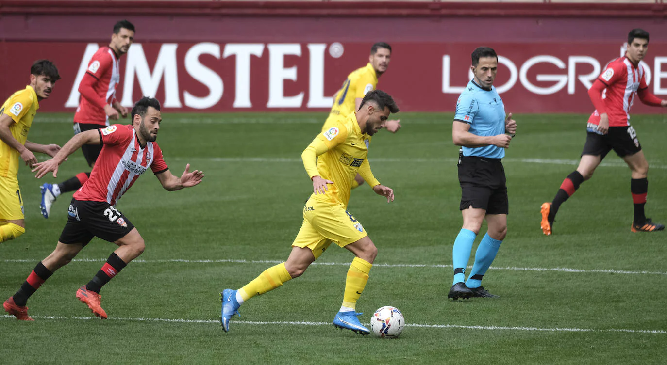 Fotos: El UD-Logroñés- Málaga CF, en imágenes