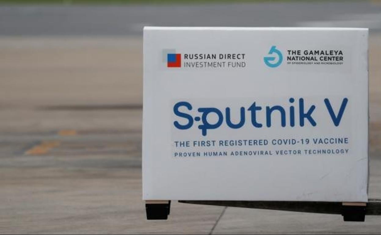 La Sputnik V protege contra la variante británica del coronavirus, según un informe