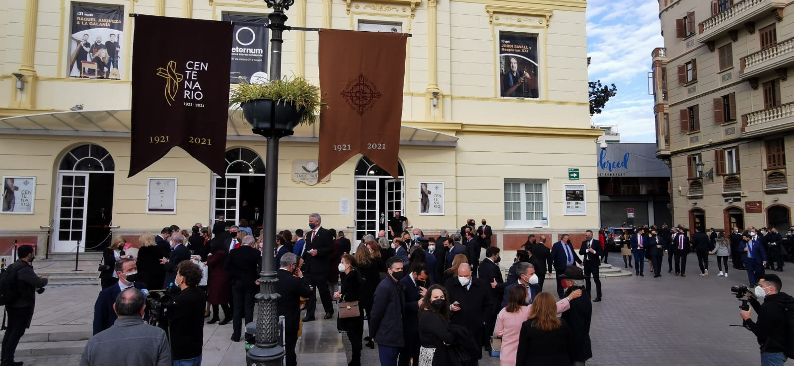 El Teatro Cervantes acoge la presentación del cartel de Raúl Berzosa y la marcha procesional conmemorativa de la efeméride