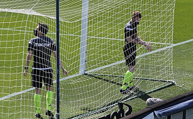 El Málaga paga su extraña falta de ambición