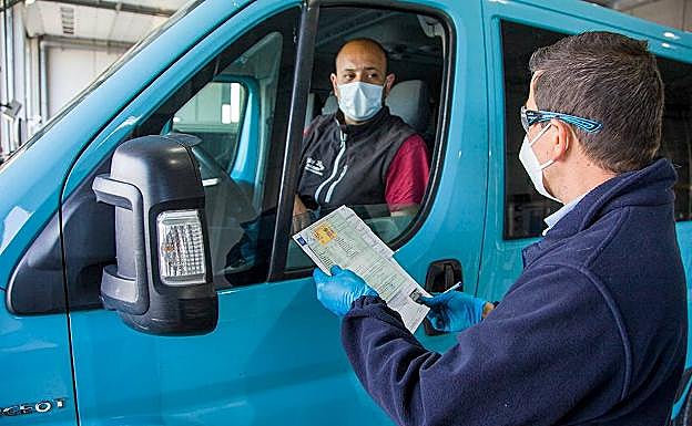Más de la mitad de los muertos en carretera en 2020 viajaba sin cinturón