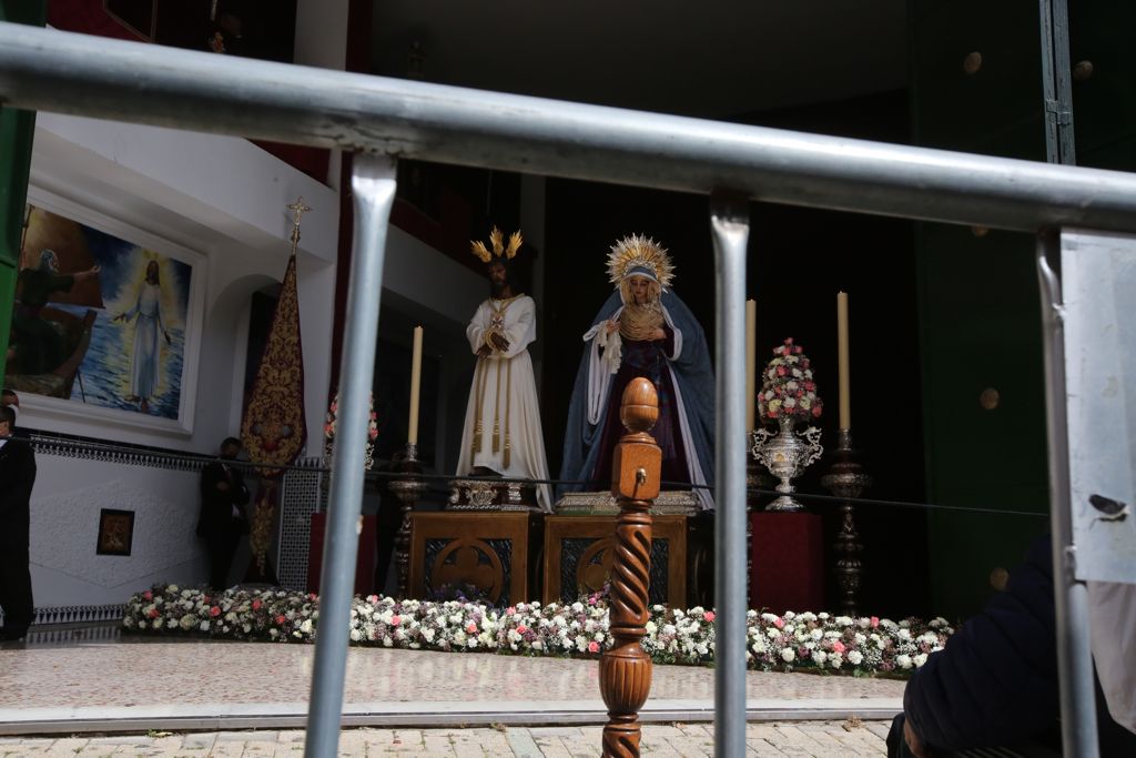 Cola de fieles para ver al Cautivo y la Trinidad 