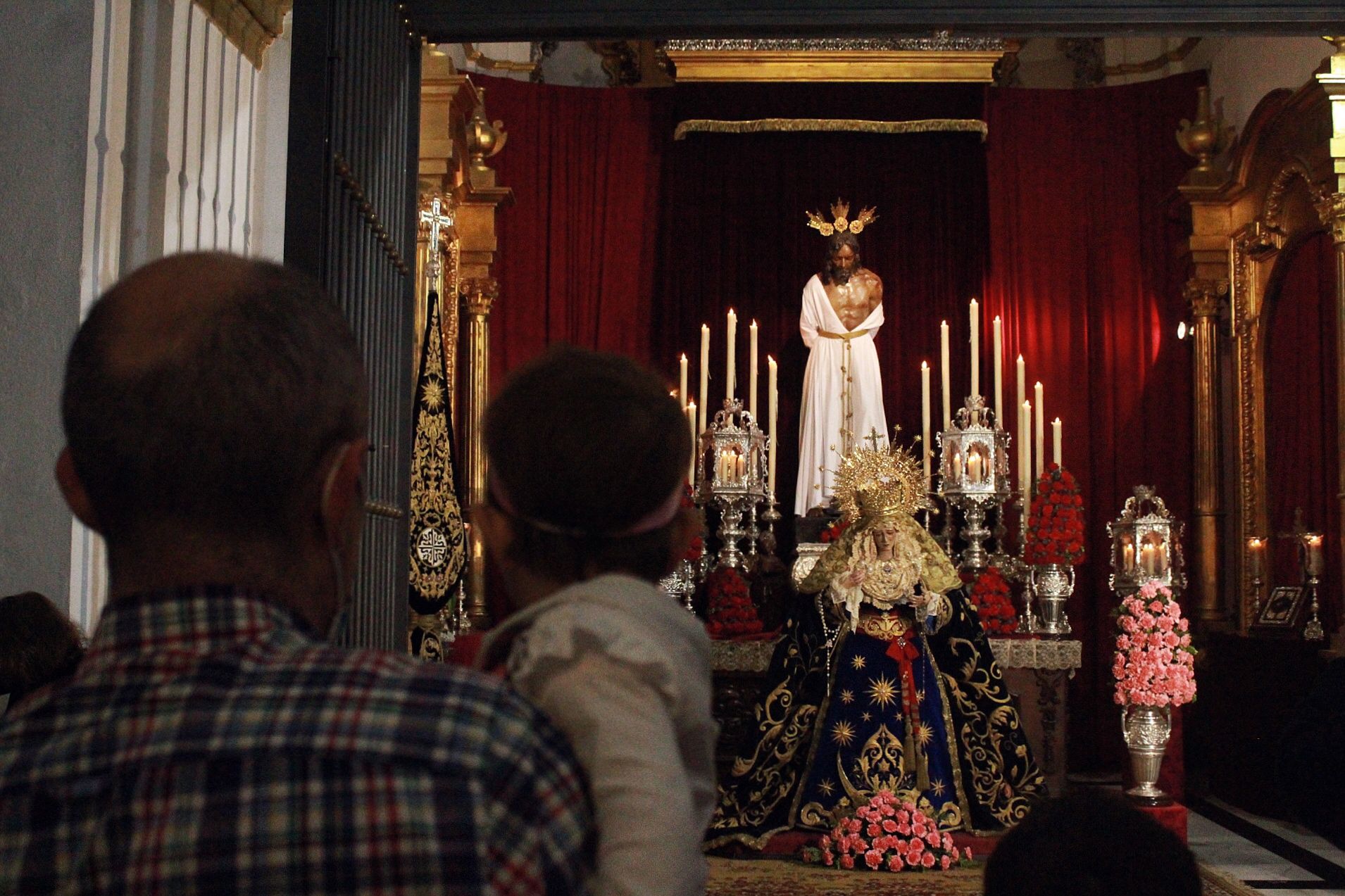 Veneración al Cristo de la Humillación y Perdón y María Santísima de la Estrella en la parroquia de Santo Domingo de Guzmán.