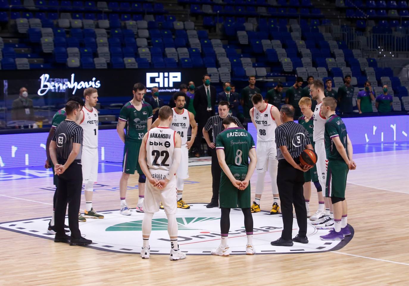 Victoria del Unicaja ante el R. Bilbao Basket. 