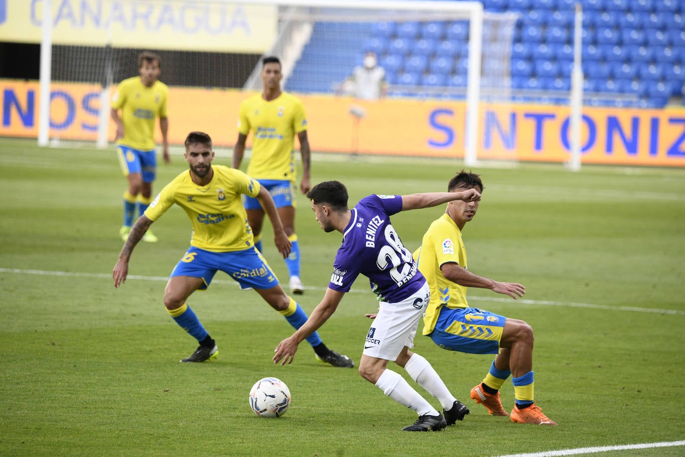 El Málaga empata en Las Palmas (1-1). 