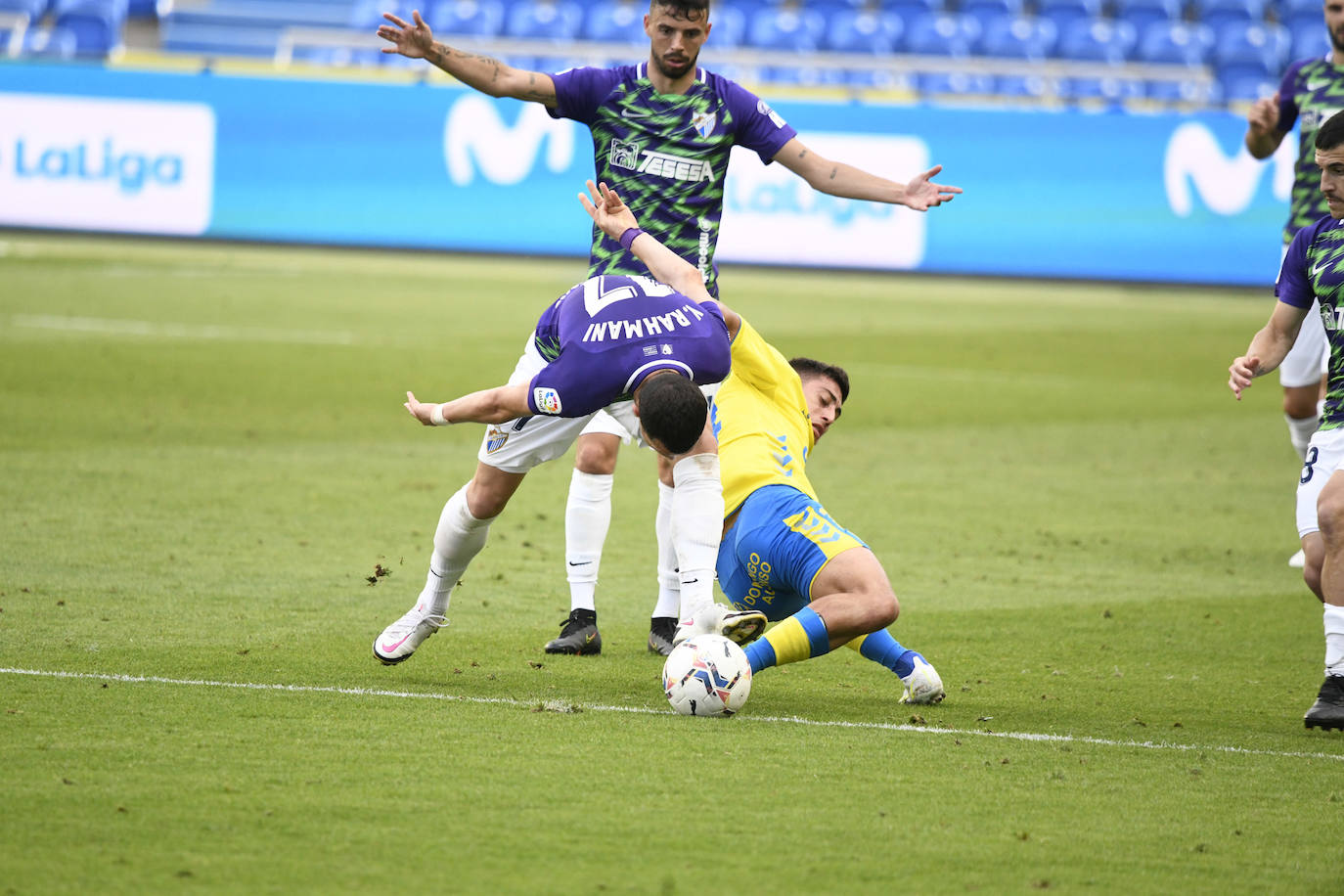 El Málaga empata en Las Palmas (1-1). 