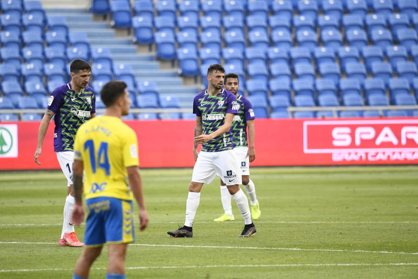 El Málaga empata en Las Palmas (1-1). 