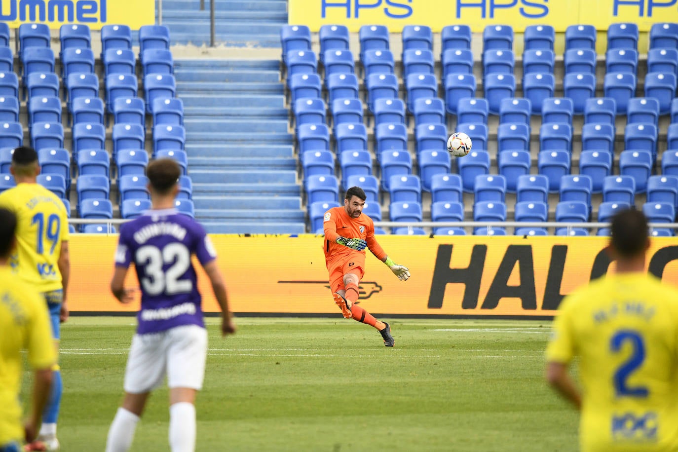 El Málaga empata en Las Palmas (1-1). 