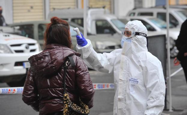 Andalucía sube su tasa hasta 263,7 y registra más de 2.000 casos de coronavirus y once muertos