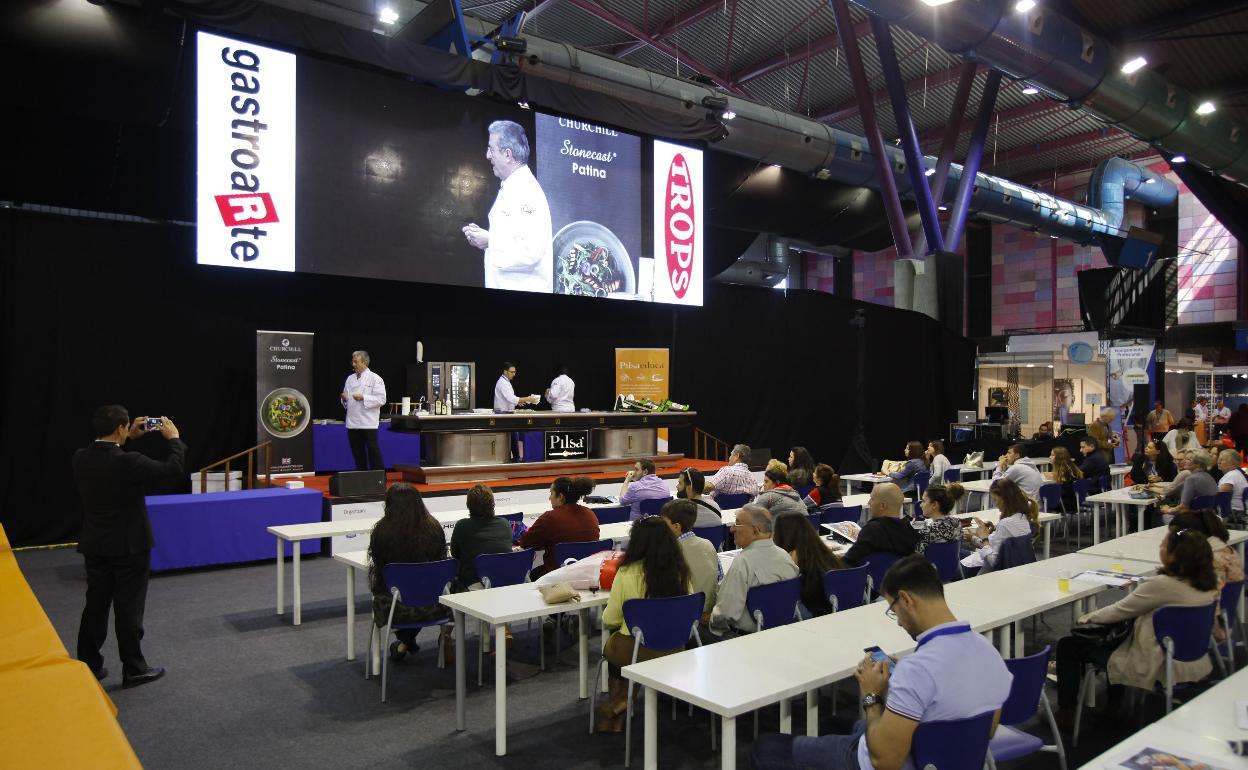 El evento se celebra en el marco de la feria H&T, que comienza el lunes. 