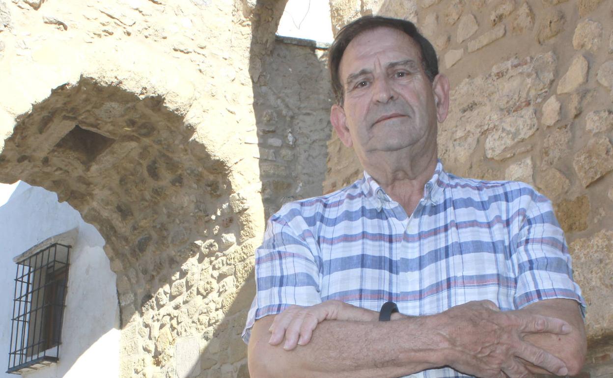 Juan Benítez: «La Cueva de Belda es el origen de un pueblo rico en costumbres»