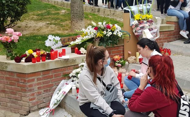 Imagen principal - Una deuda de apenas 30 euros, posible móvil del doble apuñalamiento en Antequera