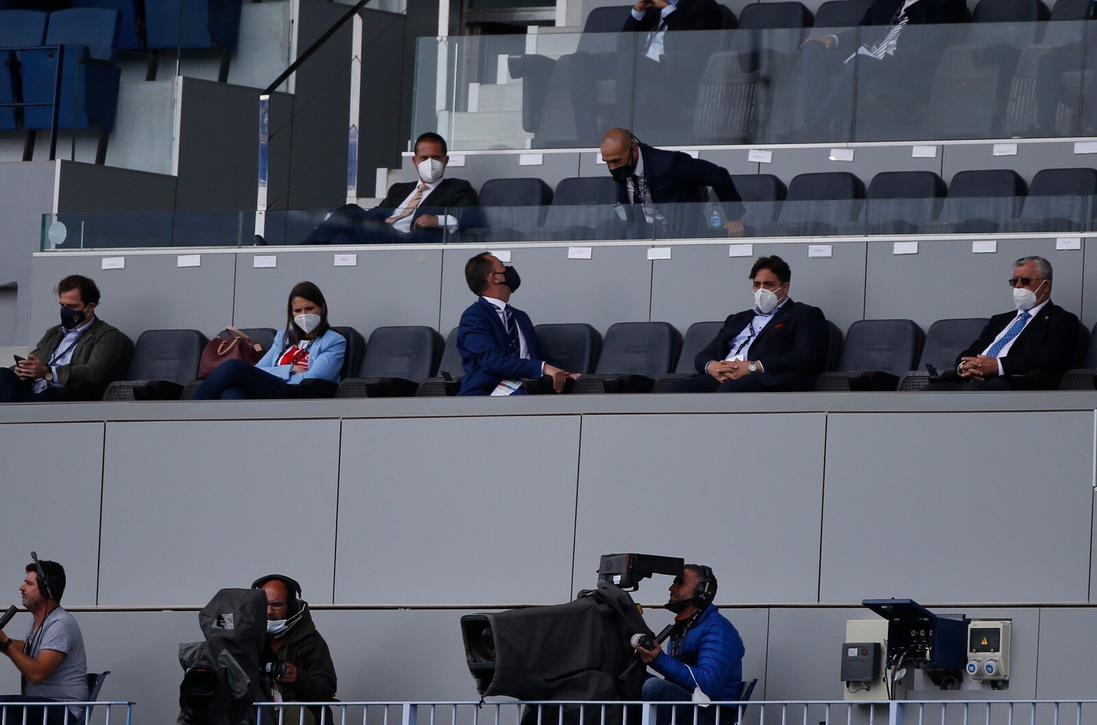 Un penalti polémico y un juego inoperante llevan al Málaga a la derrota