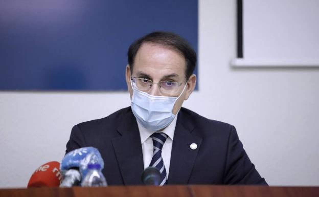 El presidente de la CEA, Javier González de Lara. 