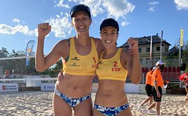 Amaranta Fernández y Ángela Lobato. 