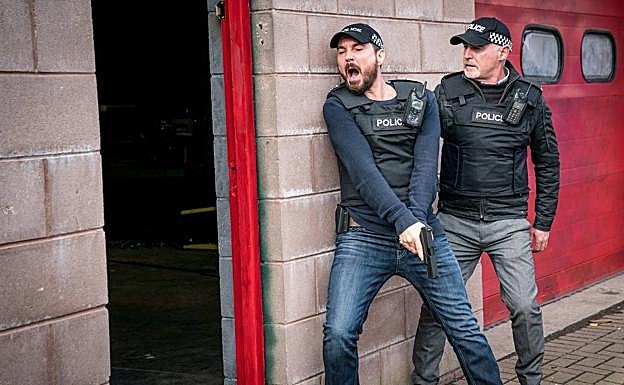 ¿Por qué 'Line of duty' vuelve locos a los ingleses?