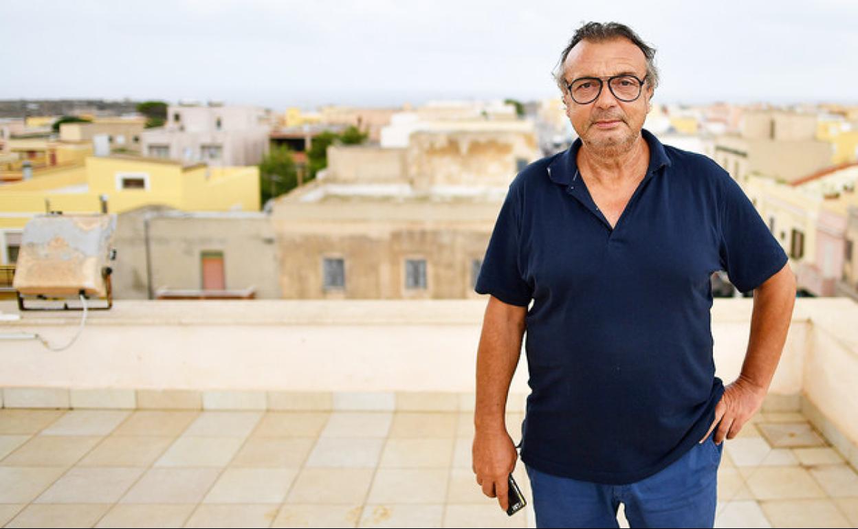 Salvatore Martello, alcalde de Lampedusa, en una imagen de archivo.