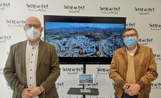 Jesús Carlos Pérez Atencia y Antonio Moreno Ferrer, en rueda de prensa. 