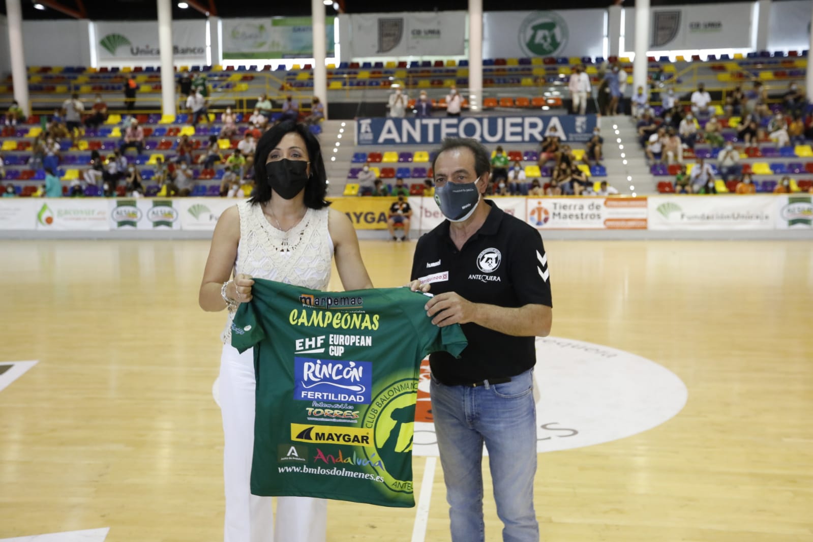 Fotos: Antequera vuelve a la Liga Asobal una década después