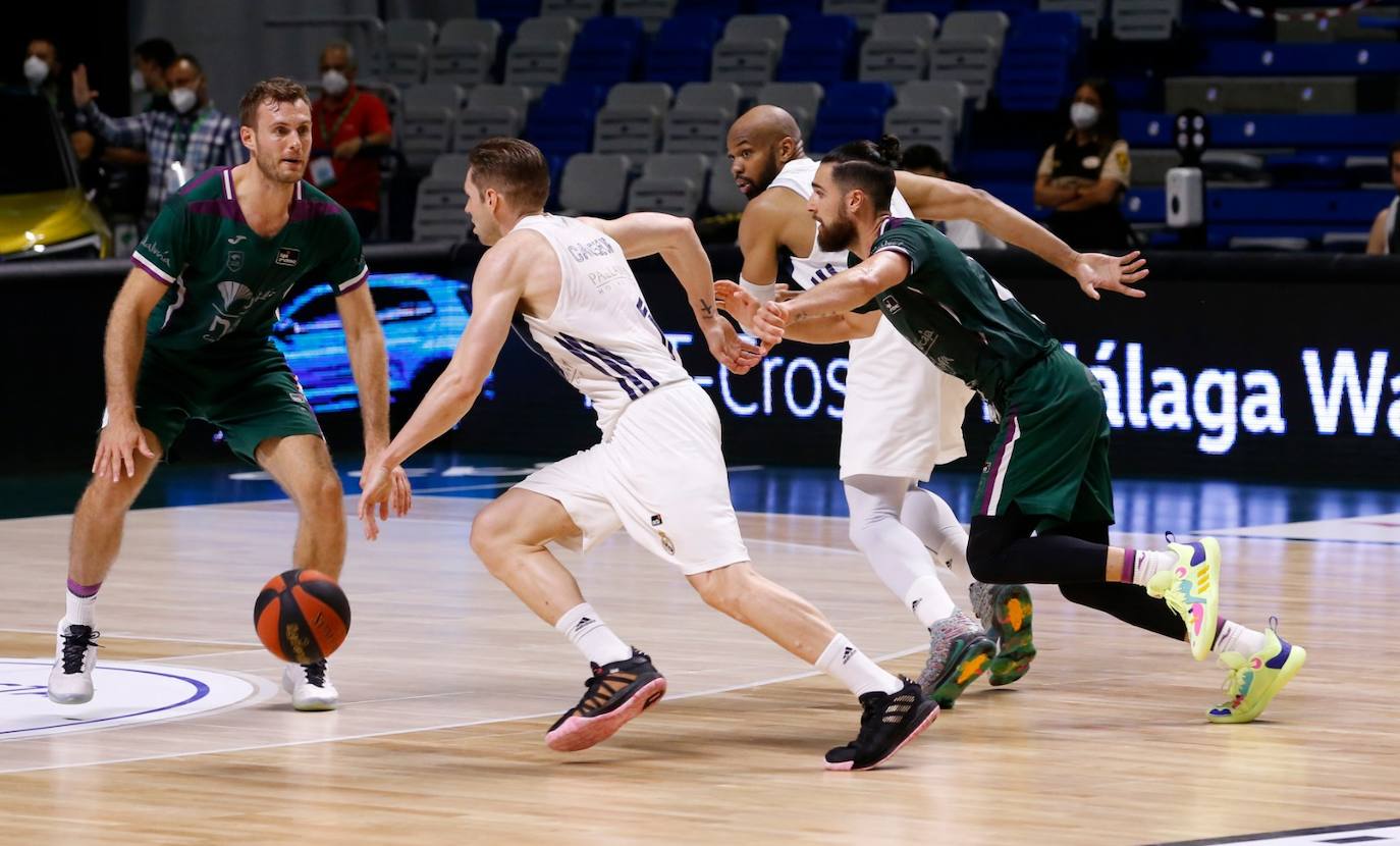 El Unicaja dijo adiós a la temporada tras perder por 90-96 ante el Real Madrid 