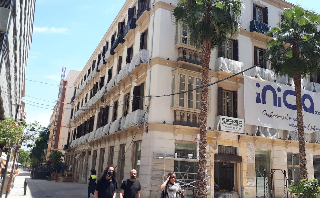 La rehabilitación del edificio encara ya su recta final. 