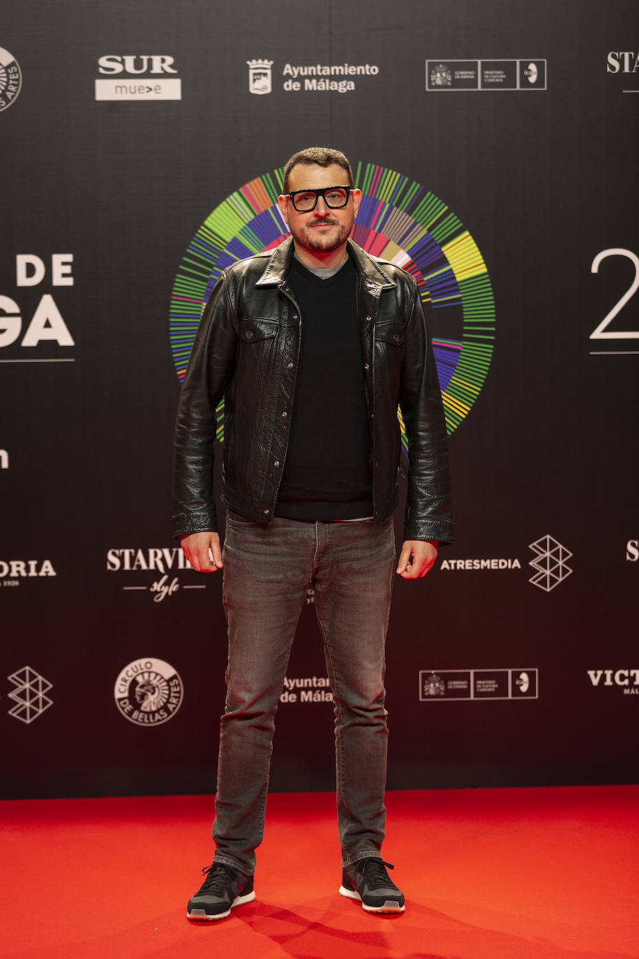 Los protagonistas de las películas seleccionadas posan en el Círculo de Bellas Artes como antesala del photocall malagueño