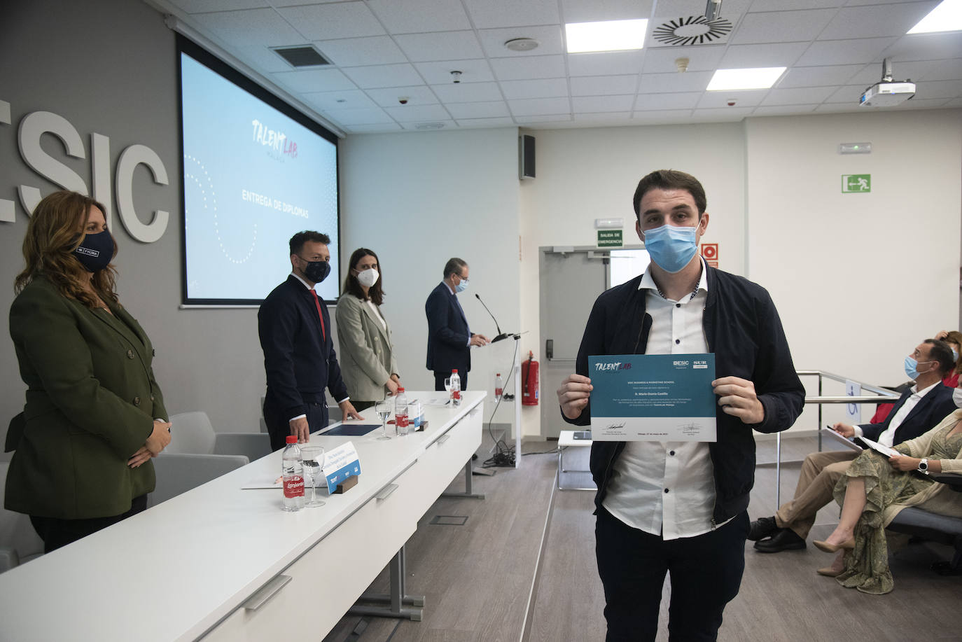 Entrega de diplomas de Talent Lab en ESIC Málaga. 